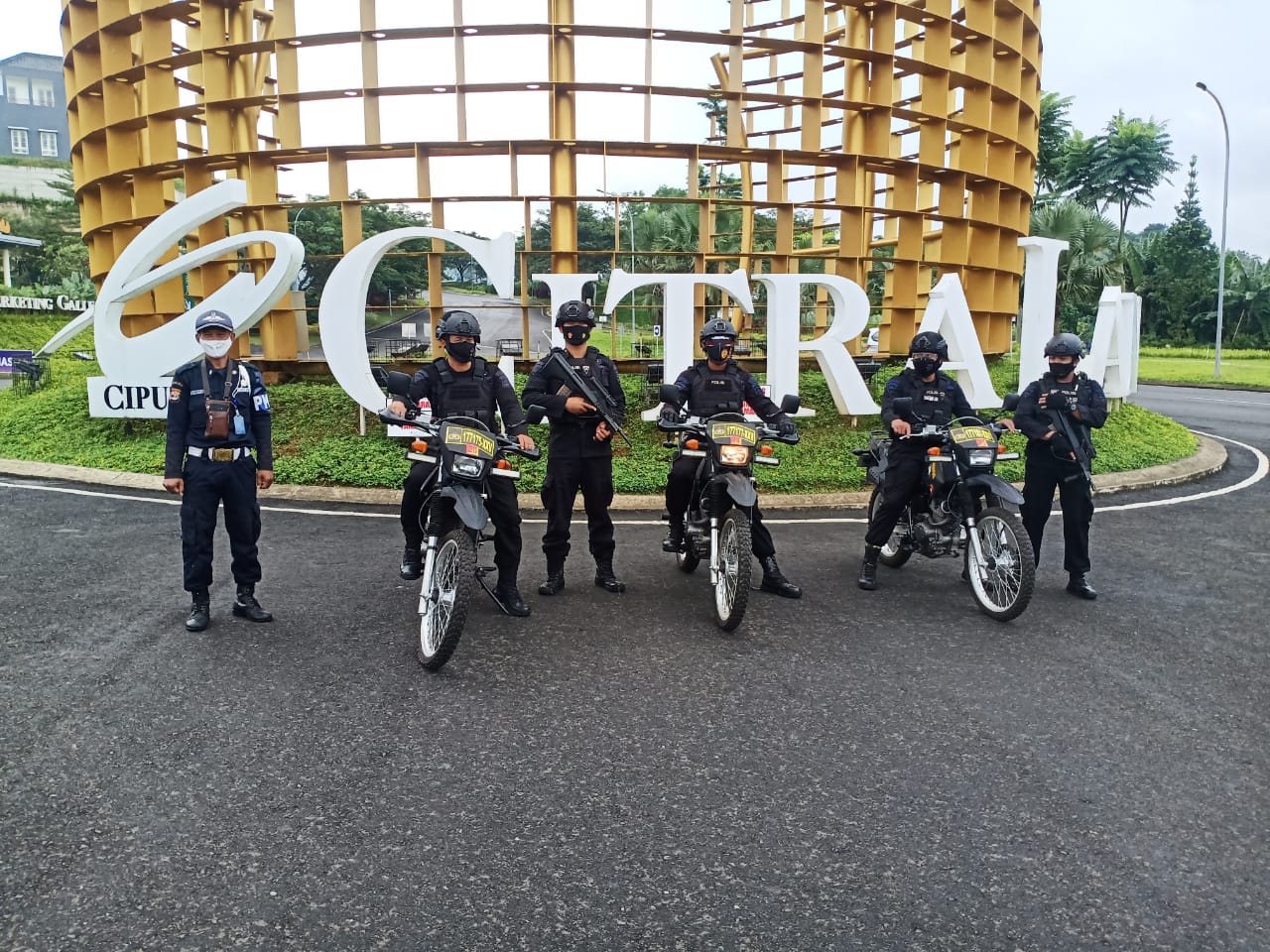 Gegana Lampung Pantau Situasi Kamtibmas dengan Laksanakan Patroli Kemitraan