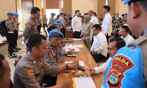 Pimpin Apel Gelar Senpi, Ini Pesan Kapolda Lampung : Hindari pelanggaran dan Mulailah Perubahan dari Diri Sendiri