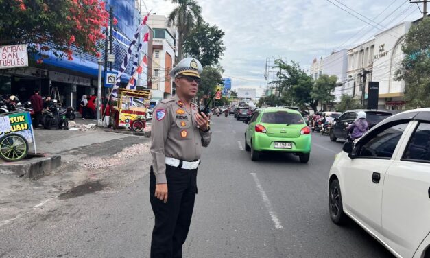 Aksi di DPRD Lampung, Satlantas Alihkan Arus Lalu Lintas dan Imbau Warga Tunda Perjalanan