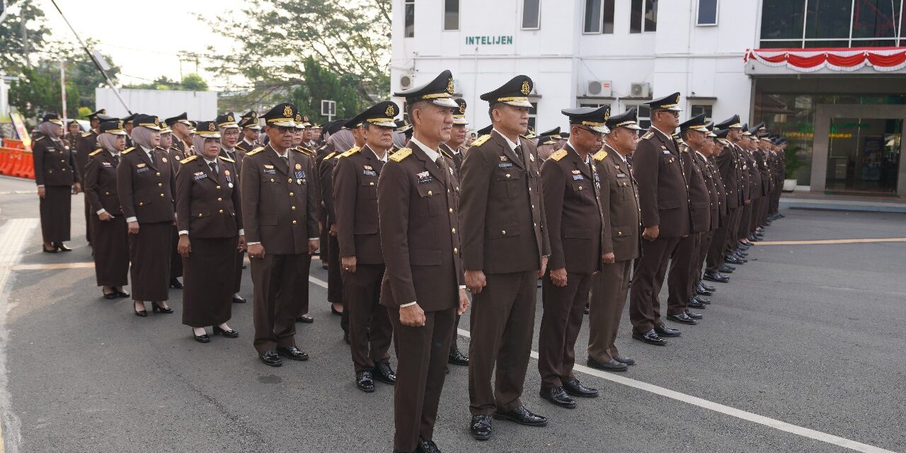 Kejati Lampung Gelar Upacara Hari Lahir Kejaksaan RI ke-80