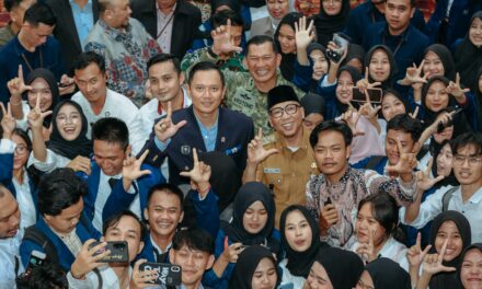 Kuliah Umum di Unila, Ajak Mahasiswa Bangun Kolaborasi dan Inovasi untuk Masa Depan Bangsa