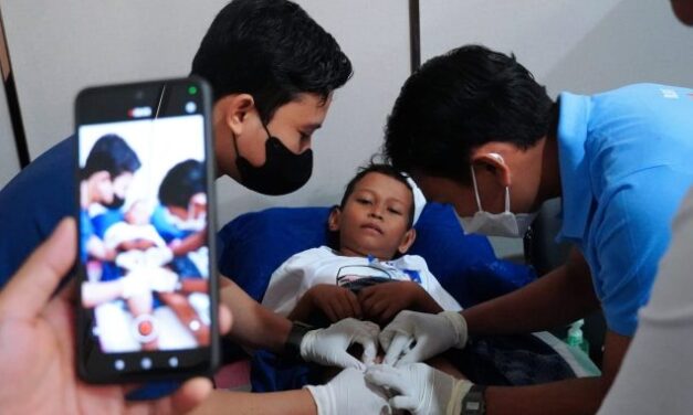 SEKDA PROVINSI LAMPUNG BUKA KEGIATAN KHITANAN UNTUK NEGERI TAHUN 2025