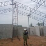 Babinsa Koramil 421-09/Tanjung Bintang Monitoring Pembangunan Gedung KDKMP di Desa Kertosari