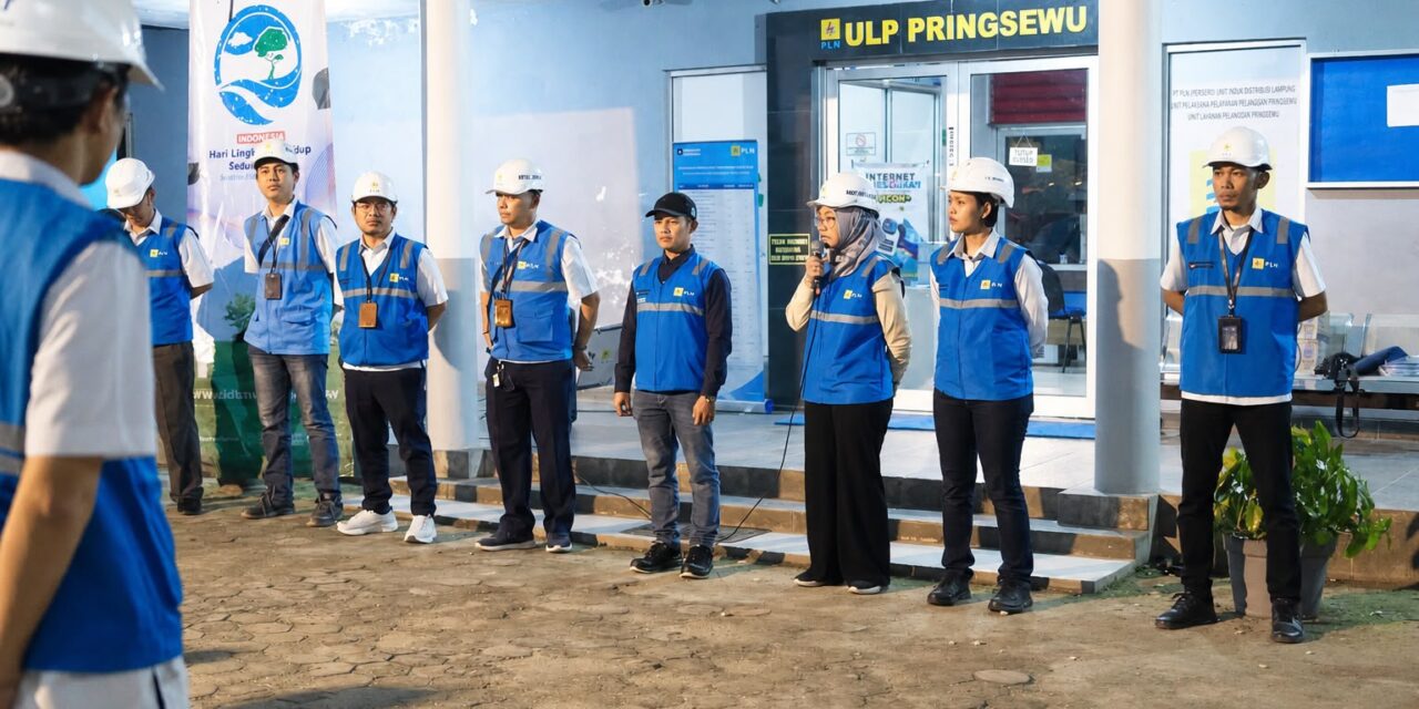 Pastikan Listrik Aman di Pusat Keramaian, PLN UP3 Pringsewu Lakukan Pemeriksaan Bersama Aparat Keamanan*