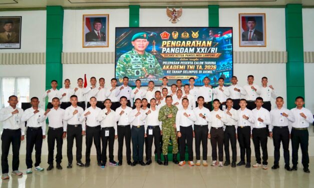 LANGKAH AWAL MENUJU PENGABDIAN, PANGDAM LEPAS CATAR KODAM XXI/RI
