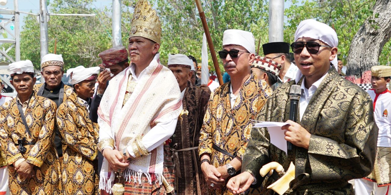 Turun Mandei Begawi Festival 2026, Pangdam XXI/RI Resmi Jadi Keluarga Adat Lampung