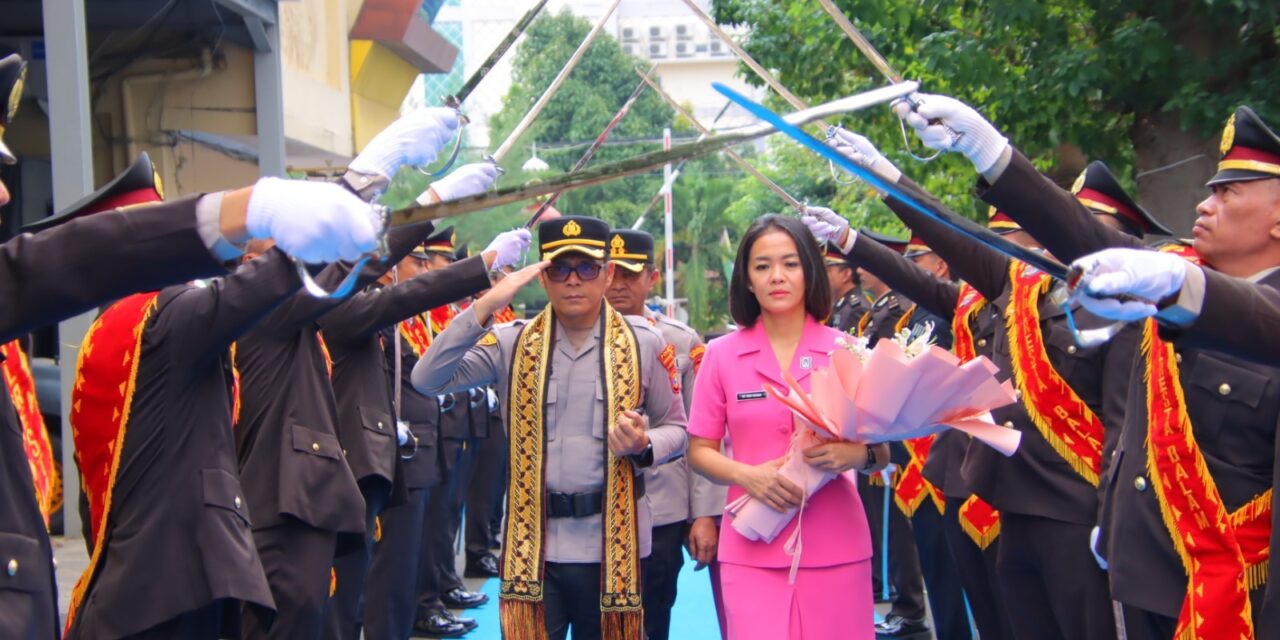 Pedang Pora Sambut Kombes Herbin Sianipar, Babak Baru Kepemimpinan di Polresta Bandar Lampung